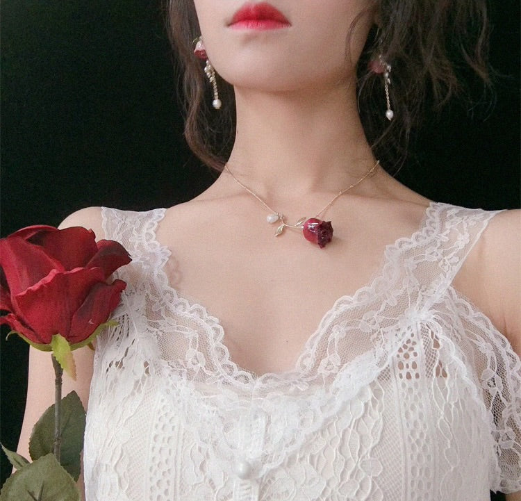 Rose Retro Necklace
